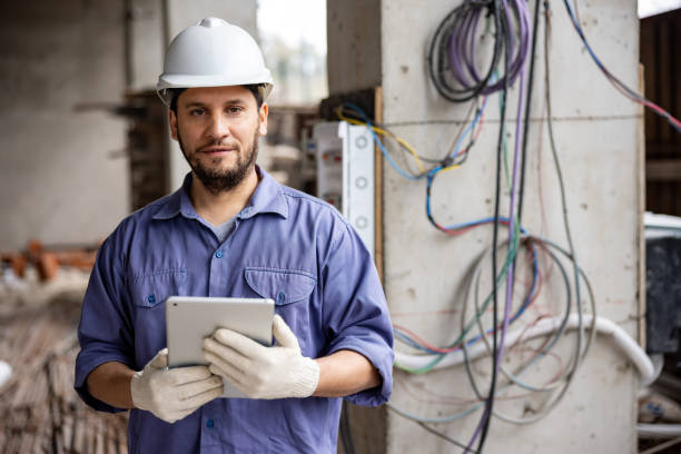 Best Licensed Electrician  in Comstock Park, MI